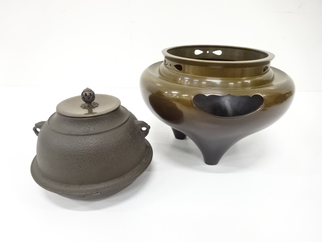  未使用品　風炉師　金谷浄雲　釜師　伊藤宝斎造　唐銅　朝鮮風炉